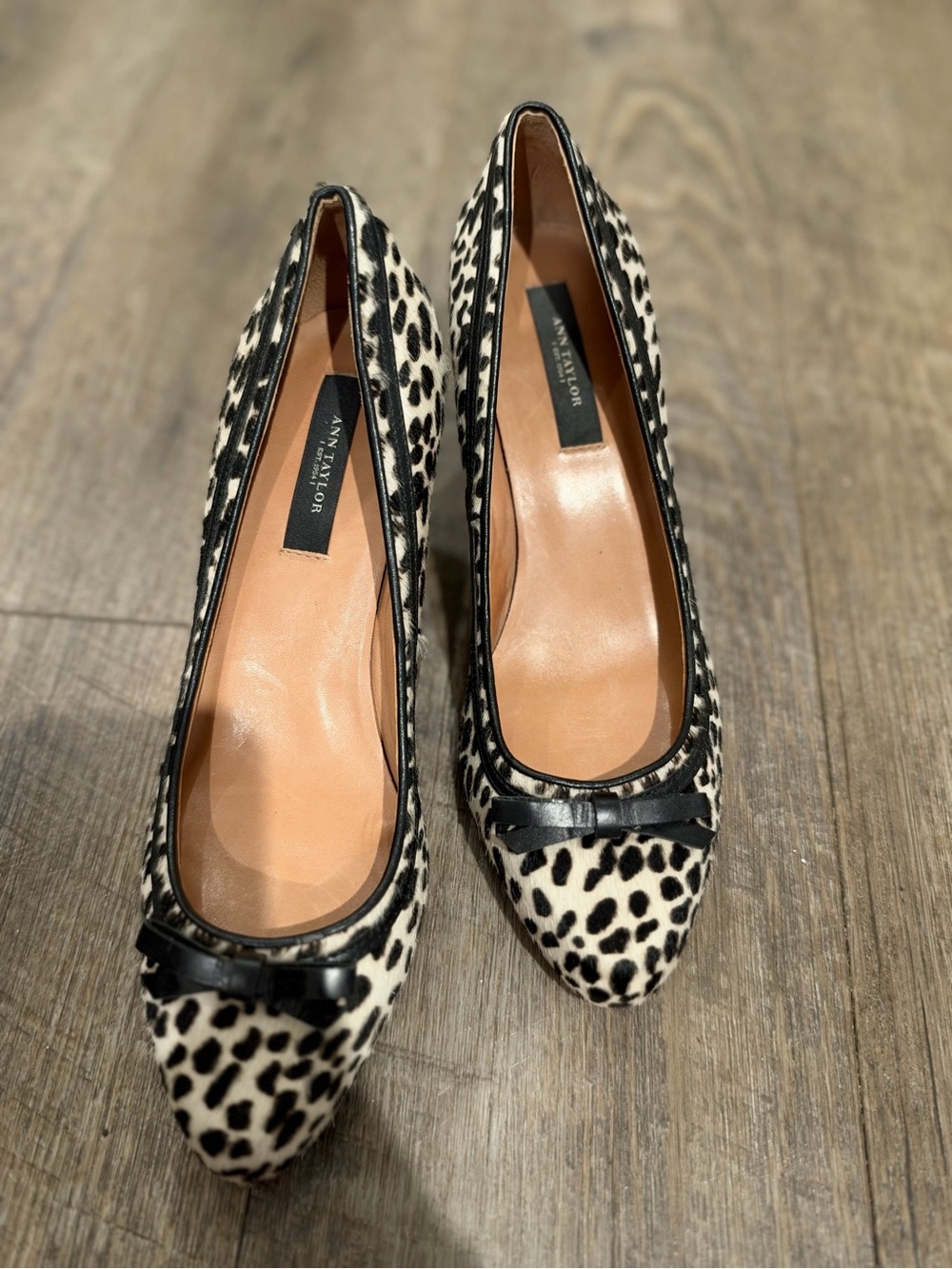 Ann Taylor Cream and Black Leopard-Print Pointed Flats with Bow